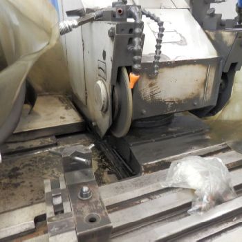 Jones &amp; Shipman F15/700 Cylindrical external / internal grinding machine