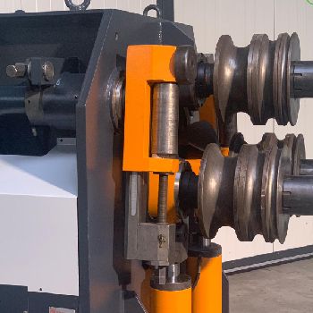 Comac 3055 Profile bending machine