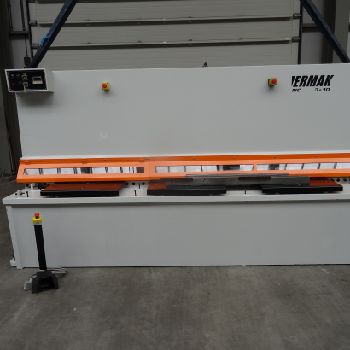 Durma DHGM 3010 hydraulic shear