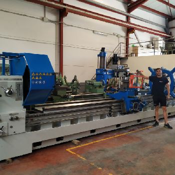 Geminis GE-1000-S heavy duty lathe
