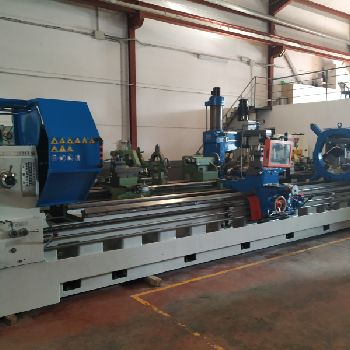 Geminis GE-1000-S heavy duty lathe