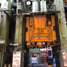 Presse mécanique AGOSTINO COLOMBO 800 ton