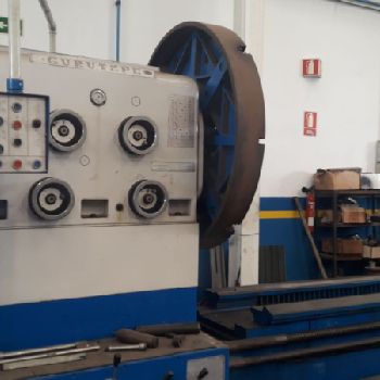 Gurutzpe SUPER BT 800 heavy duty lathe