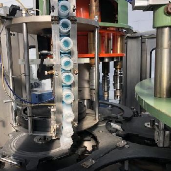 Manzini-Comaco Mod. Comaco RVC 18/5- AV/6 Filling machine - Various equipment