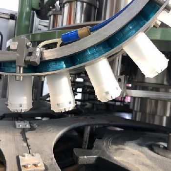 Manzini-Comaco Mod. Comaco RVC 18/5- AV/6 Filling machine - Various equipment