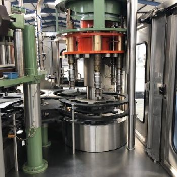 Manzini-Comaco Mod. Comaco RVC 18/5- AV/6 Filling machine - Various equipment