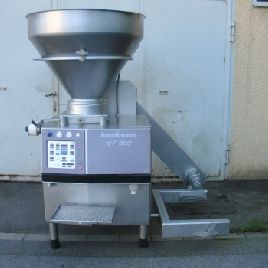 Gebruikte Handtmann VF 300 vacuümvuller