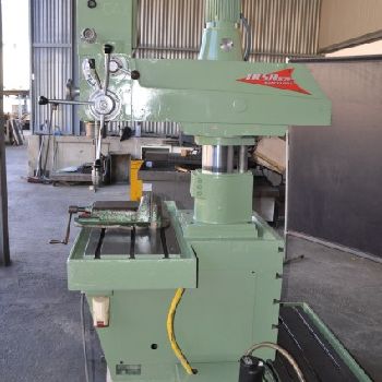 Irsa RSE 32 Radial drilling machine