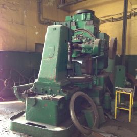 Tos FO16 Vertical gear hobbing machine
