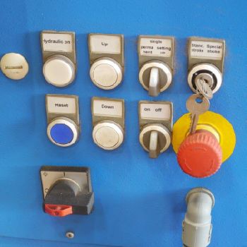 Boschert EL 750 Punching machine