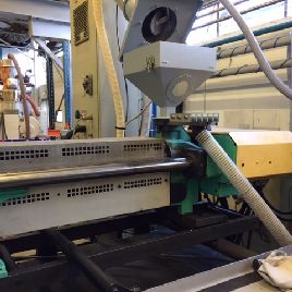 Presse à injecter ARBURG 130T 470 C 1300 - 350