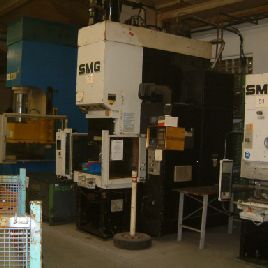 SMG CSZ 100-1000/600 metal press