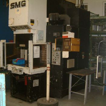 SMG CSZ 100-1000/600 metal press