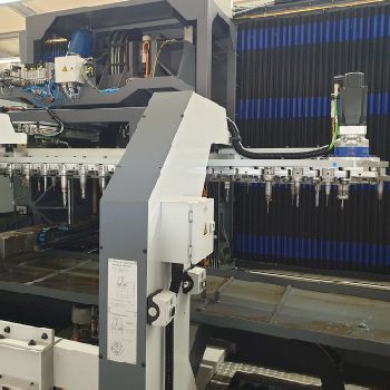 Matec HV 700 Machining center - 5 axis