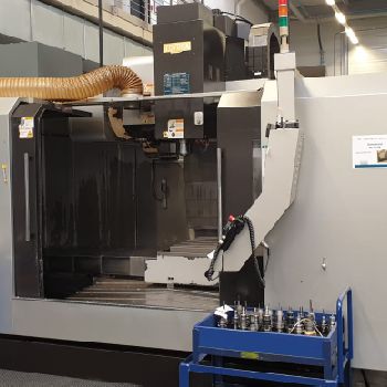 Toyoda / Awea BM-1600 Machining center - vertical