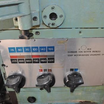 MRF 115 universal milling machine