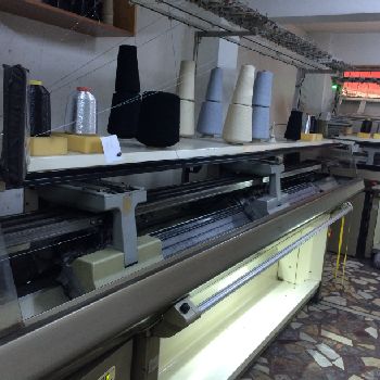 Shima Seiki SES 234 Flat knitting machine