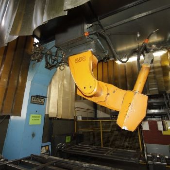 CLOOS ROMAT 310 Industrial robot