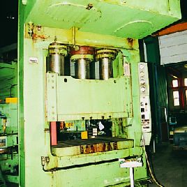 SMG HPU 500-1600/1150 metal press