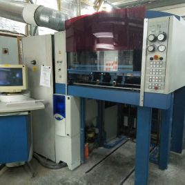 KBA Karat 74-4 + L (2000+) offset quatre couleurs