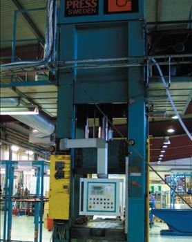 Used Lagan QMC 250 metal press