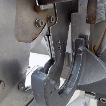 Single semi-automatic clipper | Poly clip SFC7045