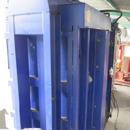 Hydraulic bale press / Strautmann PP 1207