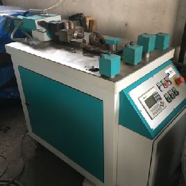 Table de groupe hydraulique WYT24 (équipement de courbure, ondulation et cintrage horizontal pour éléments de balcon) pour l'industrie du fer forgé