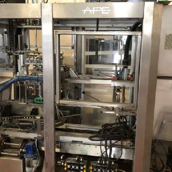 APE Isola HM Box closing machine