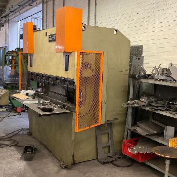 Safan UCK 2050 x 50 T Press brake