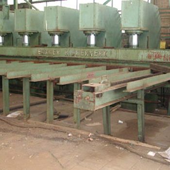 Bakker 1500 T x 12000 Press brake