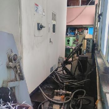 Quaser MV 154 APC/P Machining center - palletized