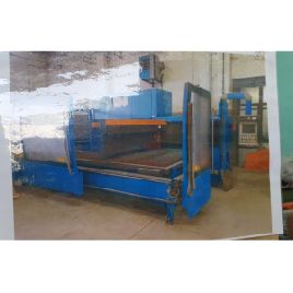 Máquina de corte por láser Prima Industrie 3000 x 1500 mm.