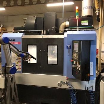 Doosan DNM 400II Machining center - vertical