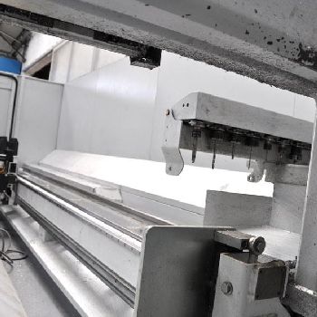 FOM DALI 40 Machining center - vertical