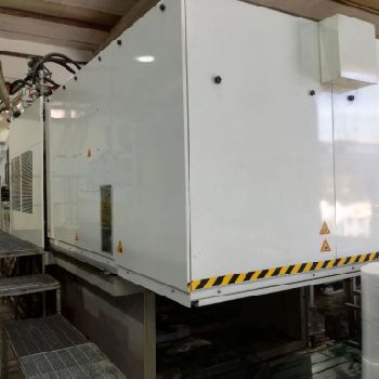 Toyo SI 680 IV Injection moulding machine