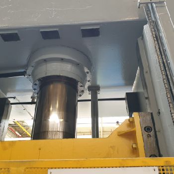 SMG HZPU 200-1250/1000 metal press