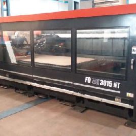Machine de découpe laser Amada FO M2 3015 NT