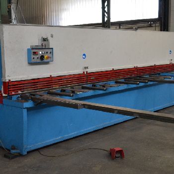 Axial CP460 hydraulic shear