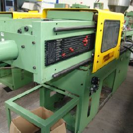 Arburg 270 - 90 - 35 Injection moulding machine