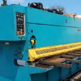 Strojáren Piesok CNTA 3150/10A hydraulic shear