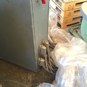 Hydrap HPDB 315 metal press