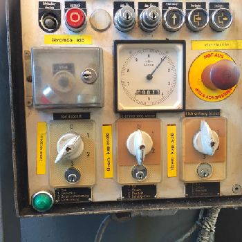 Hydrap HPDB 315 metal press