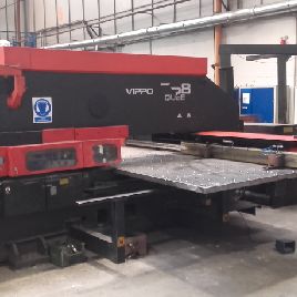 Used Amada Vipros 358 Q Punching machine / nibbling machine with CNC
