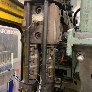 Hesta HM501 Blowmoulding machine