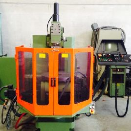 Fresadora cnc vertical Deckel FP3A