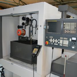 Fanuc Robocut Alfa OiA Wire cutting edm machine