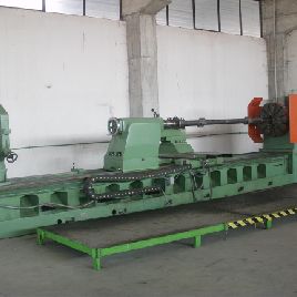 Tacchi FTC56 heavy duty lathe