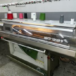 Shima Seiki SIG 123 SC 12 GG Flat knitting machine
