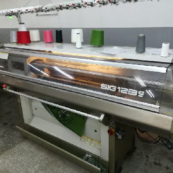 Shima Seiki SIG 123 SC 12 GG Flat knitting machine